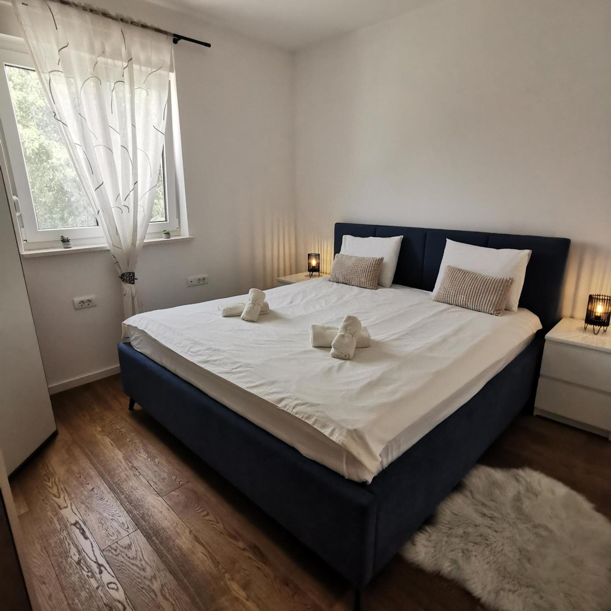Korina Apartment - Free Private Parking Zara Esterno foto